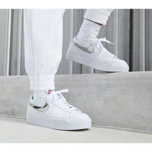 ❤️Nike Blazer Low Platform Sz 11.5 Womens Shoes White Silver Sneakers DQ7654-100